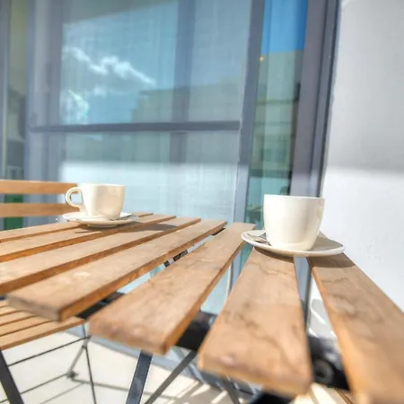 Large And Modern 2bedroom With Balcony Glub1-1