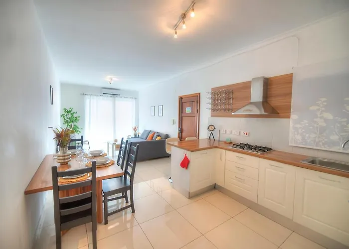 Large And Modern 2bedroom With Balcony Glub1-1