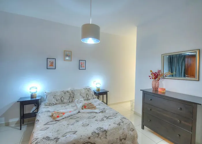 Large And Modern 2bedroom With Balcony Glub1-1